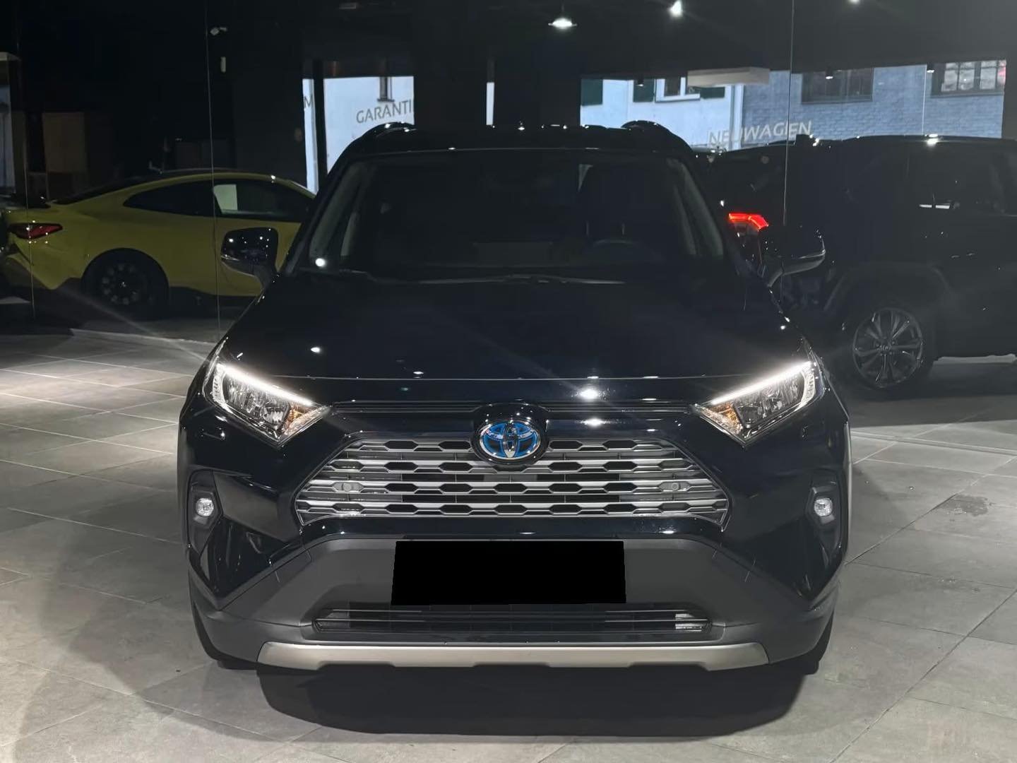 Toyota Toyota RAV4 Hybrid Active – Comfort Volleder Navi ACC 2023